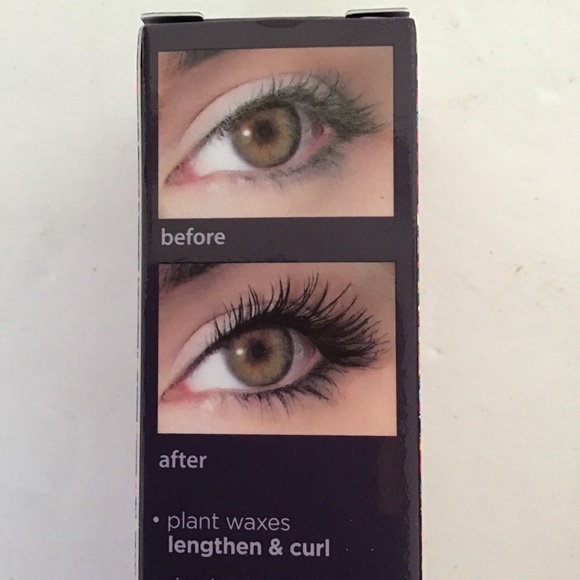 TARTE LIGHTS CAMERA ACTION MASCARA NWT - Picture 8 of 12